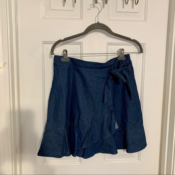 BCBGeneration faux wrap demon/chambray skirt - Picture 1 of 6